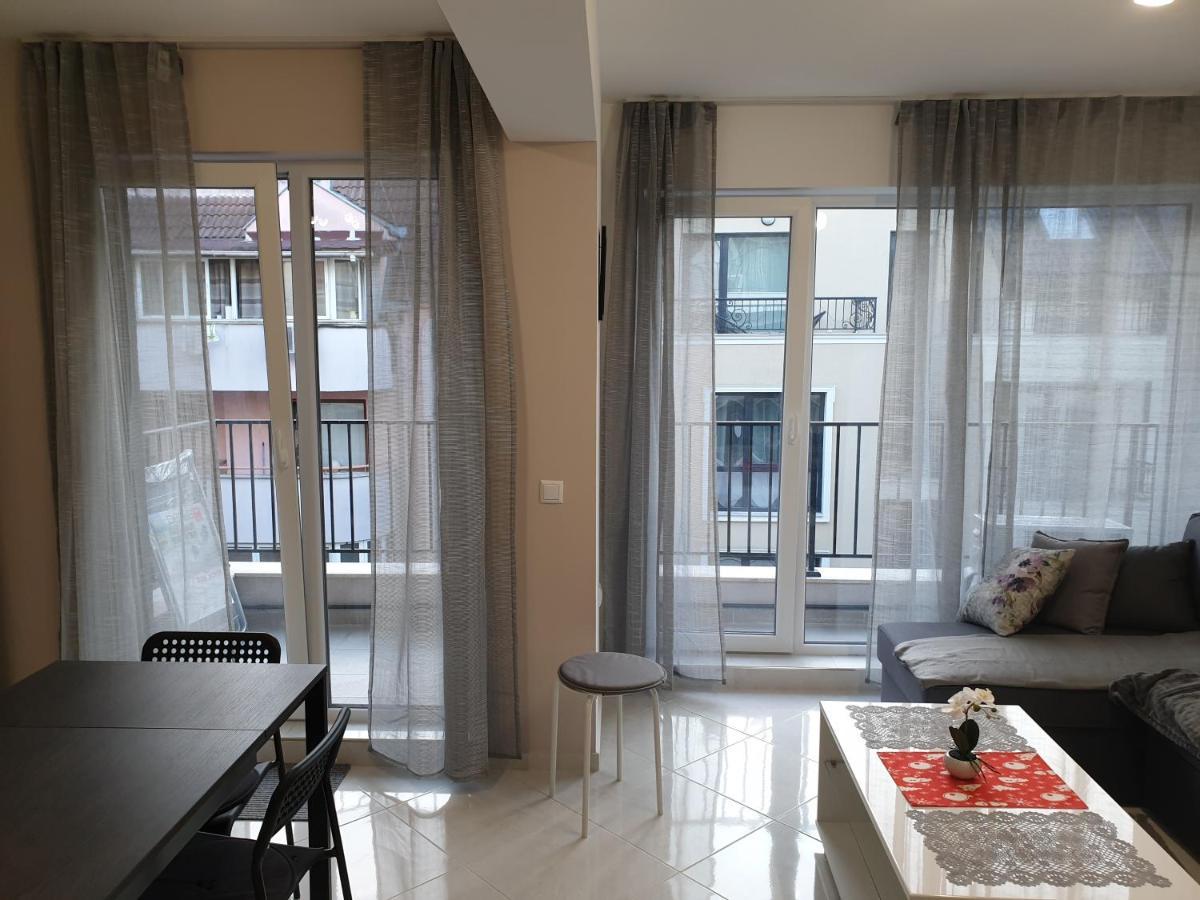 New The Twins Varna Two-Bedroom, Apt 5 At 15 Tsani Ginchev Street, Floor 3 Exterior photo