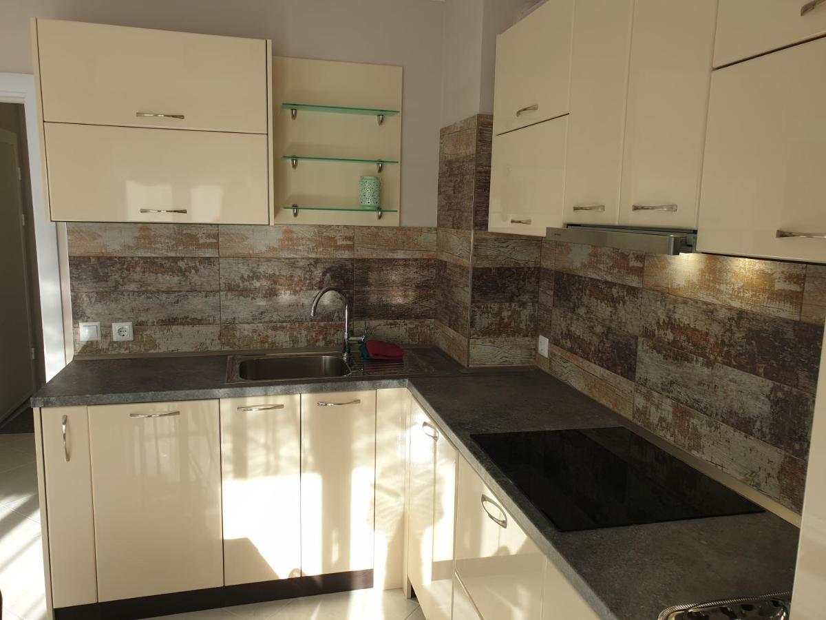 New The Twins Varna Two-Bedroom, Apt 5 At 15 Tsani Ginchev Street, Floor 3 Exterior photo