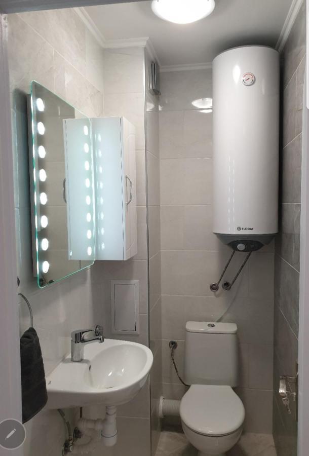 New The Twins Varna Two-Bedroom, Apt 5 At 15 Tsani Ginchev Street, Floor 3 Exterior photo